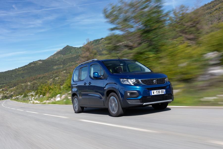  Peugeot Rifter 2018 года  (WW) (фото 11 из 43)
